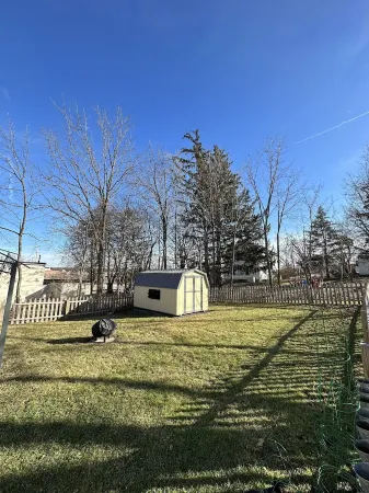 Keuka Park Charmer - walk to the lake!