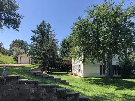 Spend your vacation on Easy Street