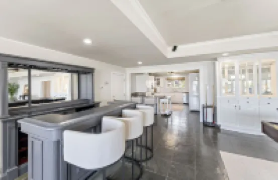 Beautiful False River Home on water w/ Dock