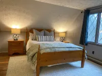 Honey Bee Cottage Gated Connestee Falls Brevard, NC