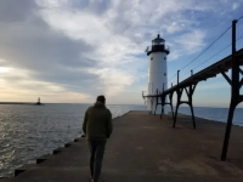 One Bedroom Loft Apartment - five minutes to Crystal Mt resort * Pet friendly