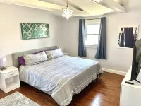 Modern, Dog-Friendly, 4 Bedroom, 2 Bath Home