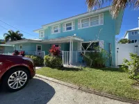 Gulf-views inside home, Pool, duplex, SUP+Kayak+Firepit+Patio+Crows Nest+Grill Hotels near Leffis Key Preserve