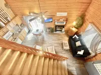 Farmhouse Themed Cabin Condo Close to All Branson Fun, Area Lakes~ Pet Friendly