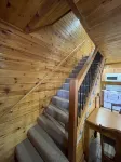 Beautiful Scenic River Cabin just 1/2 mile from Current River!