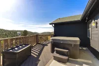 Mountain Views at Rim Country Chalet