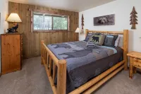 Newly Renovated & Listed! Across from SHARC & Walk to Village! 10 SHARC PASSES