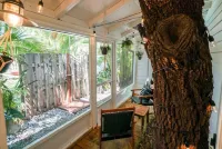 New Modern Waterfront Bungalow Retreat + Tropical Vibes + Fishing Paradise!