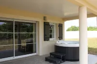 Gîte Famille et Bien Être Lou فنادق في Fontenay-le-Comte