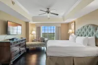 Lux 2-Bedroom at Grande Towers