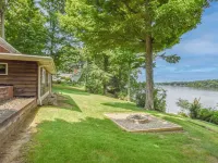 Rustic Hills Retreat...a scenic home on beautiful lake front property. Hotels in Branch County