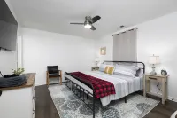 3 Bed 2 Bath Renovated Cozy Farmhouse
