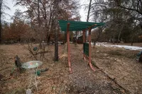 Cozy cabin with 1 bedroom and blow up hot tub & AC in soothing Necedah