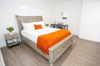 Spacious and Modern for the whole family to enjoy. โรงแรมใกล้Salt 7even Float Center