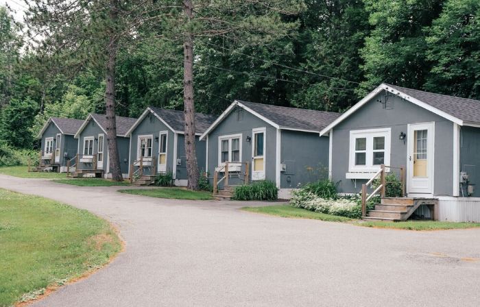 NEW MaineStay Cottage #3 Full Kitchen + Fireplace in Hampden/Bangor