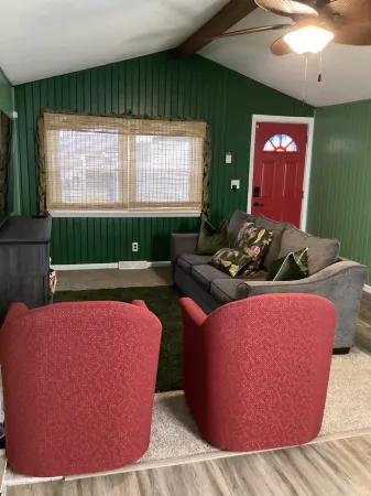 Stylish BOHO Cottage at Bass Lake