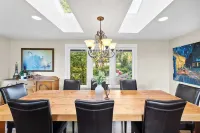 Hidden Haven - A Secluded Luxury Retreat in Willamette Valley