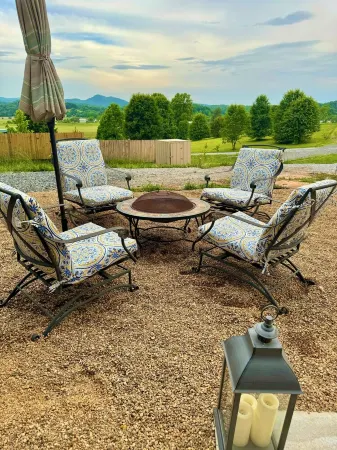 JUST CHILLIN.. when I get there