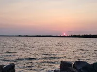 Lake Champlain Tiny House Paradise Private & Beautiful! Hotels in Alburgh