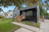 Welcome to Momo's Place. Charming 3 Bedroom, 1Bathroom with Modern Upgrades