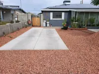 Cozy Casita in a safe quiet neighborhood near a beautiful pond.