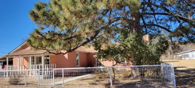 Luxury Adobe Home near Marfa and McDonald Observatory