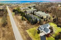 Harbor School House - Private home, great outdoor space, 5 minute walk downtown