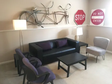 The Ritz Carl Отели рядом с достопримечательностью «Flint Hills Discovery Center»