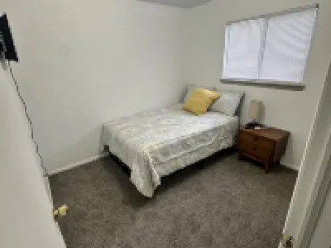 Yellow House with the Red Door - 5 minute drive to Catoosa Hardrock Casino! Hotels in Catoosa