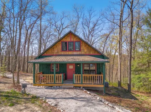 Ridge Top Cabin Retreat w/ Hot Tub & Game Room