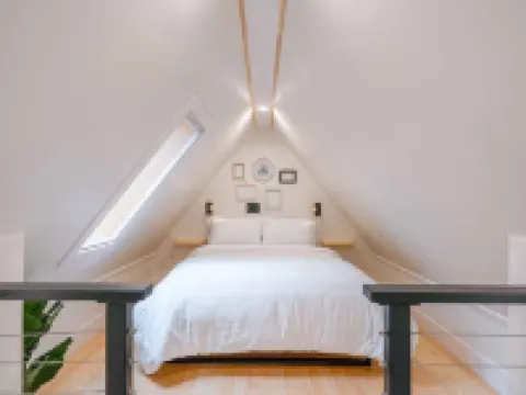 Modern Luxurious Cabin, Catskills - The Tiny Nook Hotels in Catskill