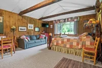 Mountain Rose Horse Farm - Guest Cottage