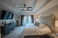 Luxury Lodge Style at Jackson Lake w/ hot tub-game room-deck- firepit