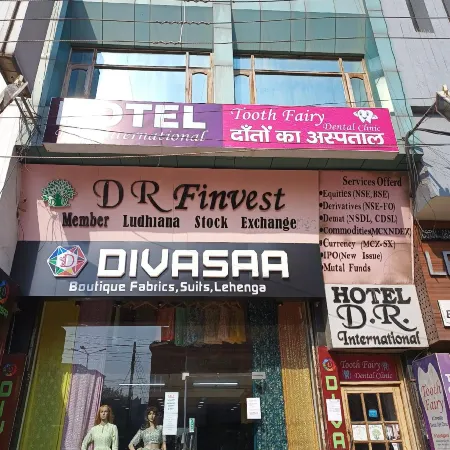 Hotel D R International