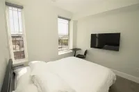 Downtown Luxury meets Modern 3Bed/3bath apt. w/parking - 5mins from Penn Station