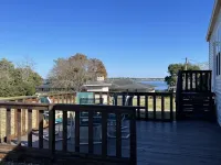 Newly Vacation Home with Lake view