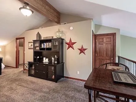 Beautiful Loft Condo in the Heart of Bigfork on the Swan River