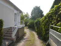 Town house on the banks of the vienne Hotels in Chatellerault