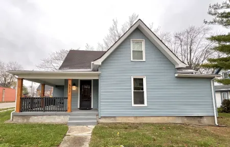The Gathering Place - 10 min Yellow Springs - 15 min Dayton Air Force Museum