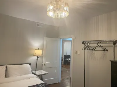 2 Bedroom Fully Furnished, Pets Welcomed, W/D in unit, private parking,
