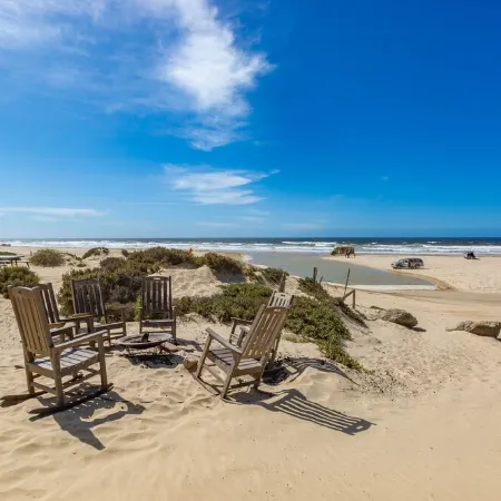 BEACH FRONT CONDO IN OCEANO