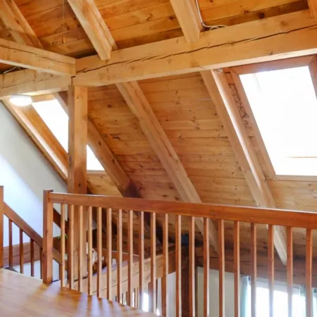 Spacious Cozy Cabin Style house.