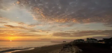 ☆OCEANFRONT☆One level living, dune deck, EZ walk to dining, BEST LOCATION ON OBX