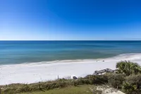 Expansive view of gulf from 2 balconies on private beach - steps from the sand!