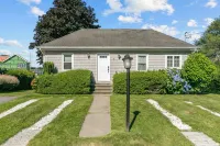 Discounts for Spring! Ocean Views, Walk to Beach, Central AC, 4 Car Parking