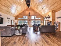 Luxury Eagle River Chain Home- Trail access, Free Firewood, & High Speed WIFI! Hotels in Washington