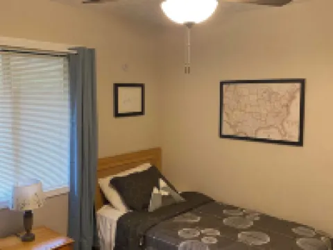 The mountains are calling...you MUST go! タッカーのホテル