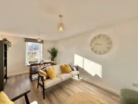 Recently Modernised Apartment in Prime Location