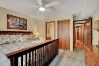 Crescent Cottage/12ESC Hosted by LOVR