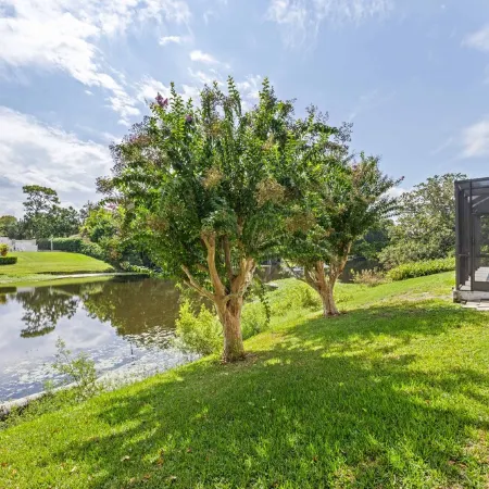 Large Pool/Spa Home Minutes from Beach with Arcade Games and Canal for Fishing.